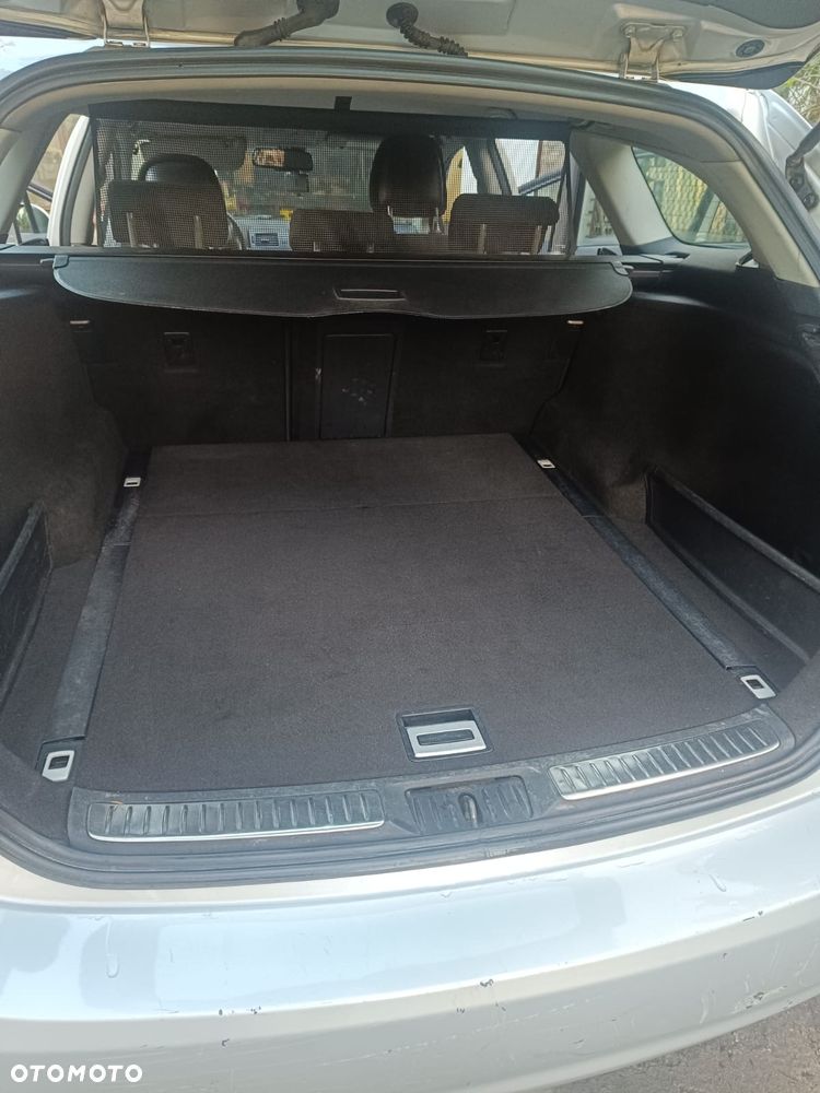 Toyota Avensis 2.0 D-4D Luna - 8