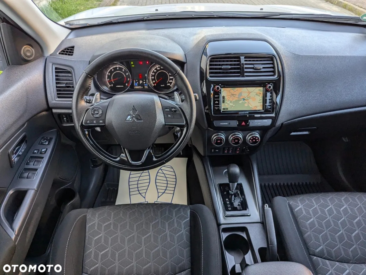 Mitsubishi ASX - 9