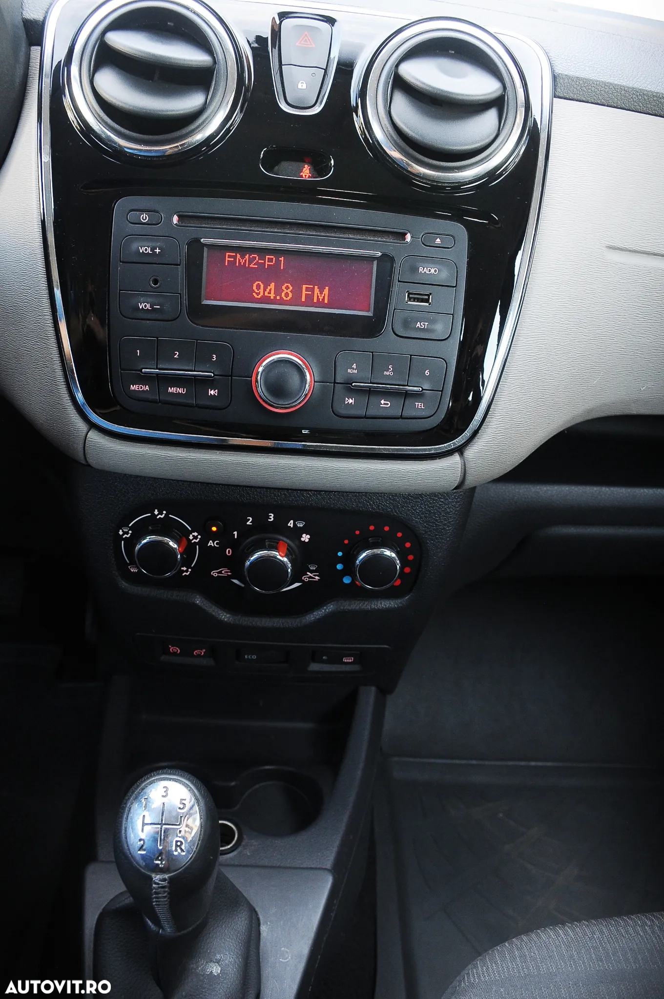 Dacia Lodgy 1.5 dCi 90 CP Ambiance - 12
