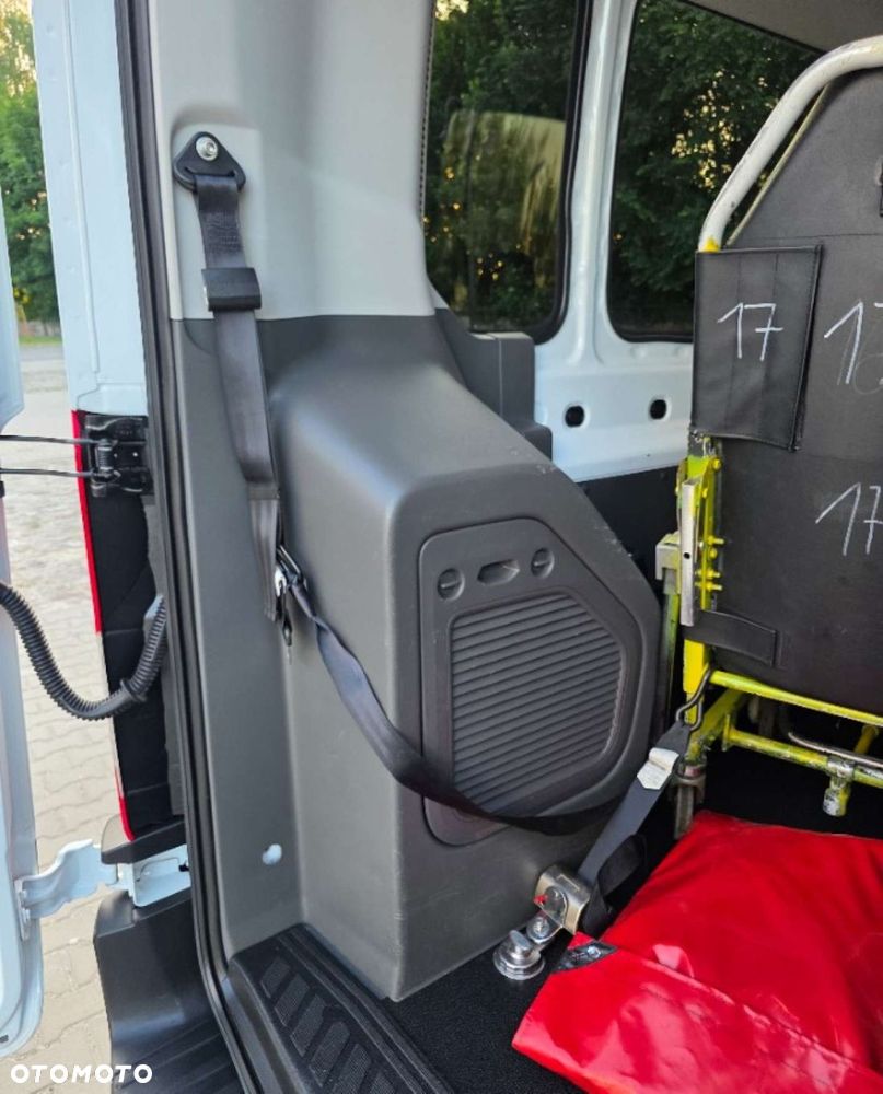 Ford Transit - 41