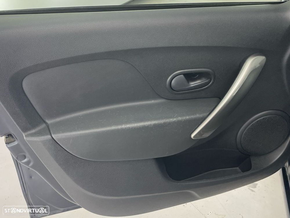 Dacia Logan MCV 0.9 TCe Confort - 17