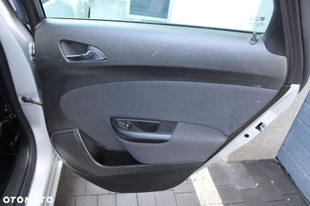Opel Astra - 22