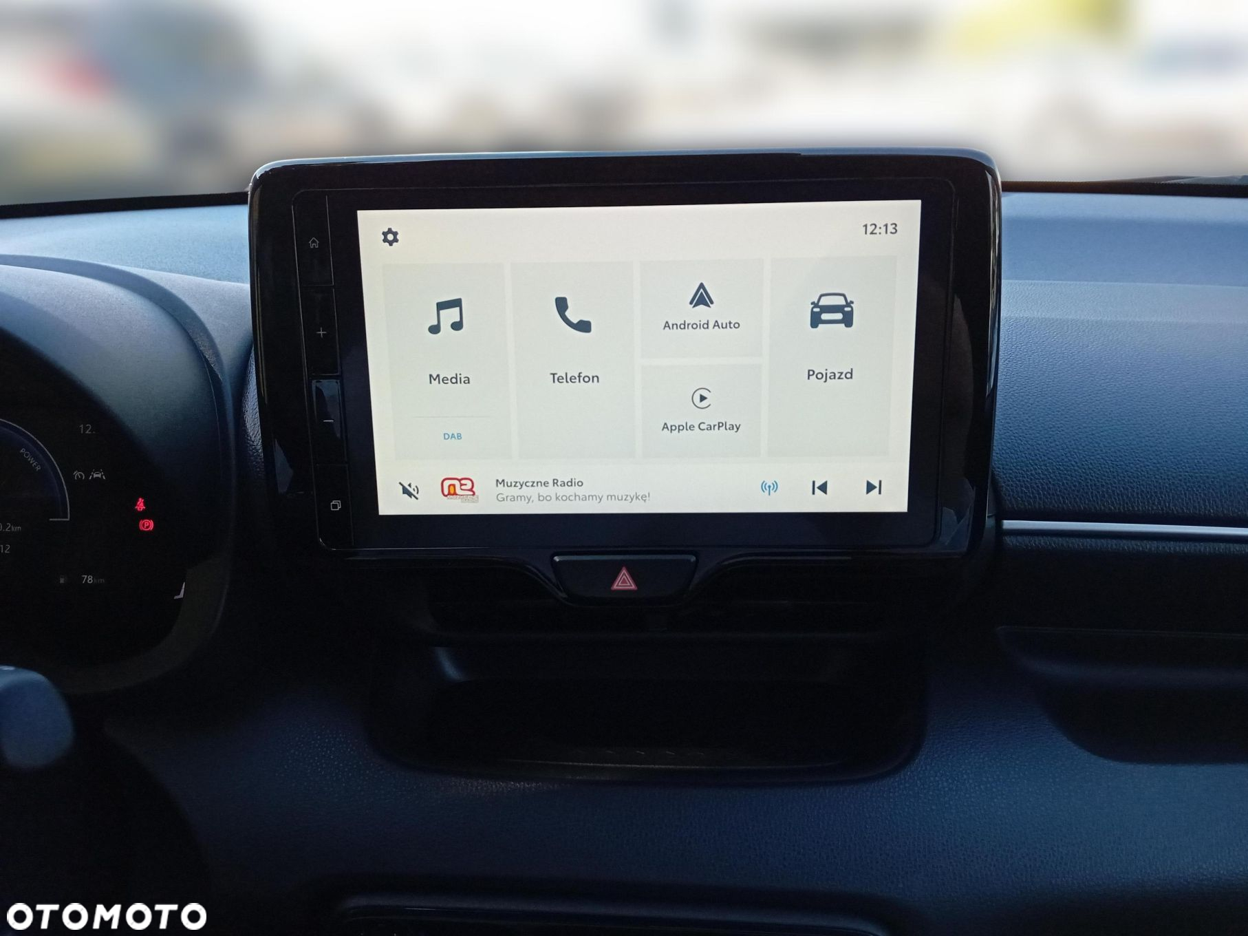 Toyota Yaris Hybrid 1.5 Style - 12