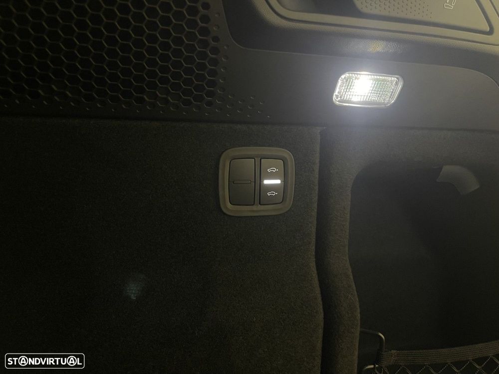 Porsche Macan Electric — fotografia 16