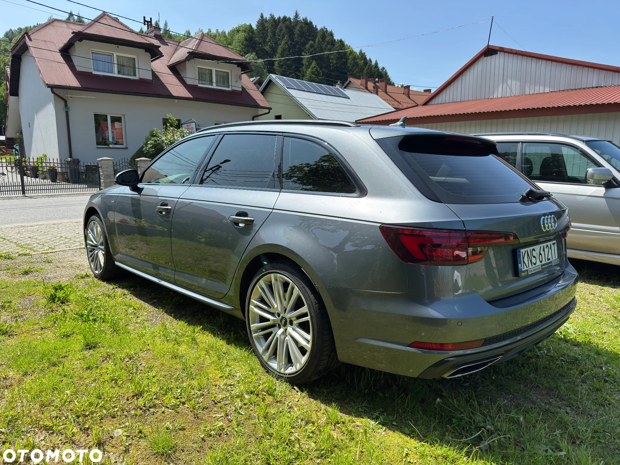 Audi A4 Avant 40 TDI quattro S tronic S line - 4