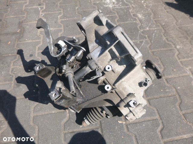 MANUALNA SKRZYNIA BIEGÓW VOLKSWAGEN POLO 9N 1.2 GSH - 40
