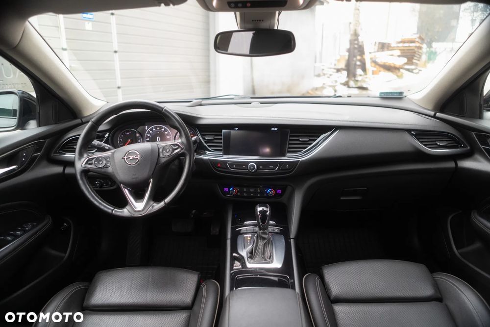 Opel Insignia 2.0 CDTI Exclusive S&S - 10