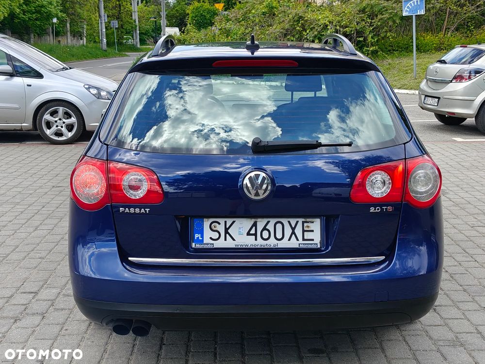 Volkswagen Passat 2.0 TDI DPF Comfortline - 12
