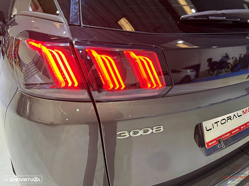 Peugeot 3008 1.6 Hybrid Allure e-EAT8 - 8