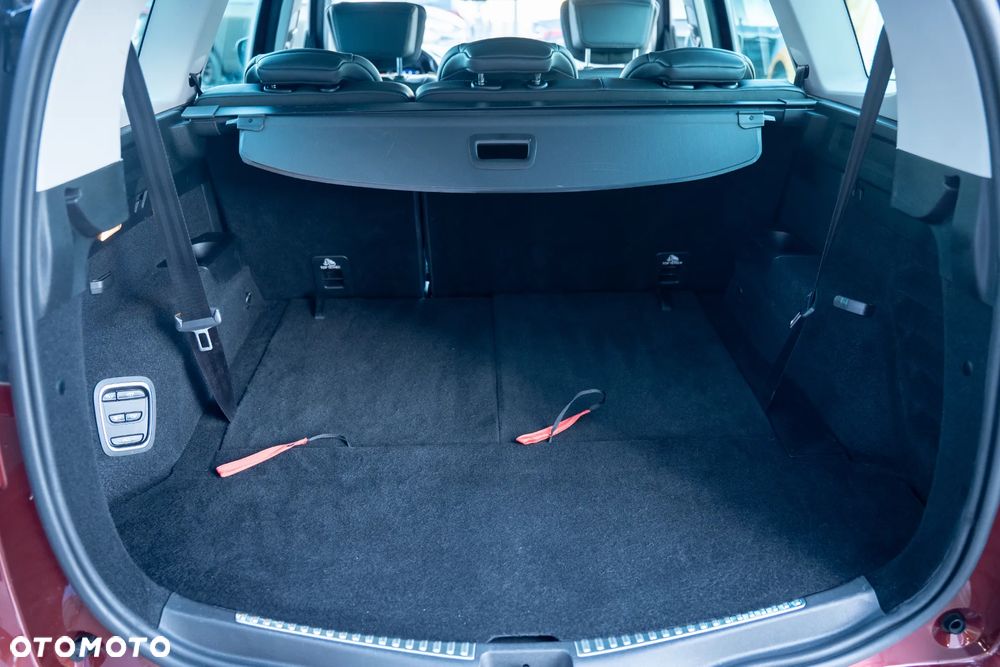 Renault Grand Scenic - 28