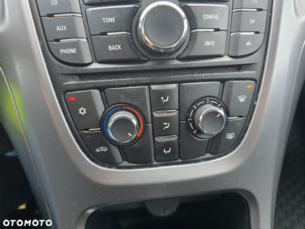 Opel Astra 1.4 T Active EU6 - 26