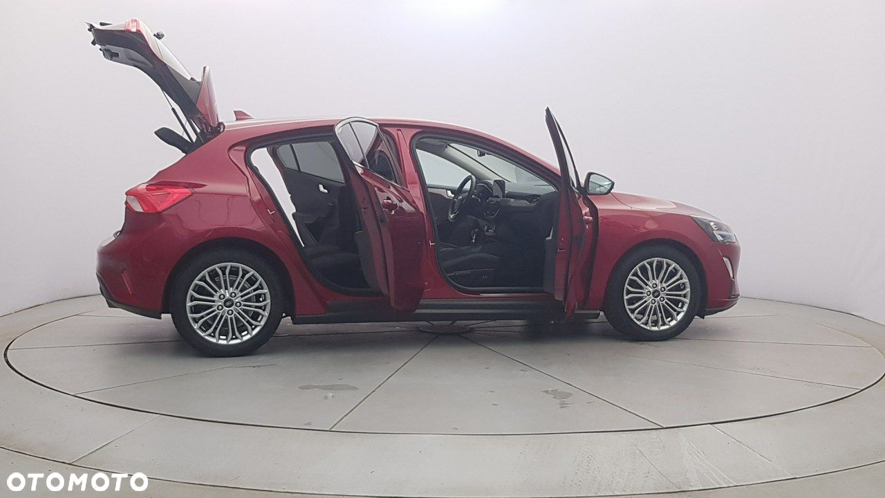 Ford Focus - 12