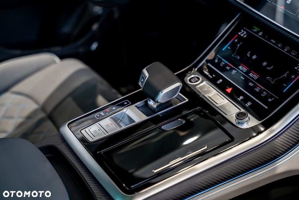 Audi Q8 - 25