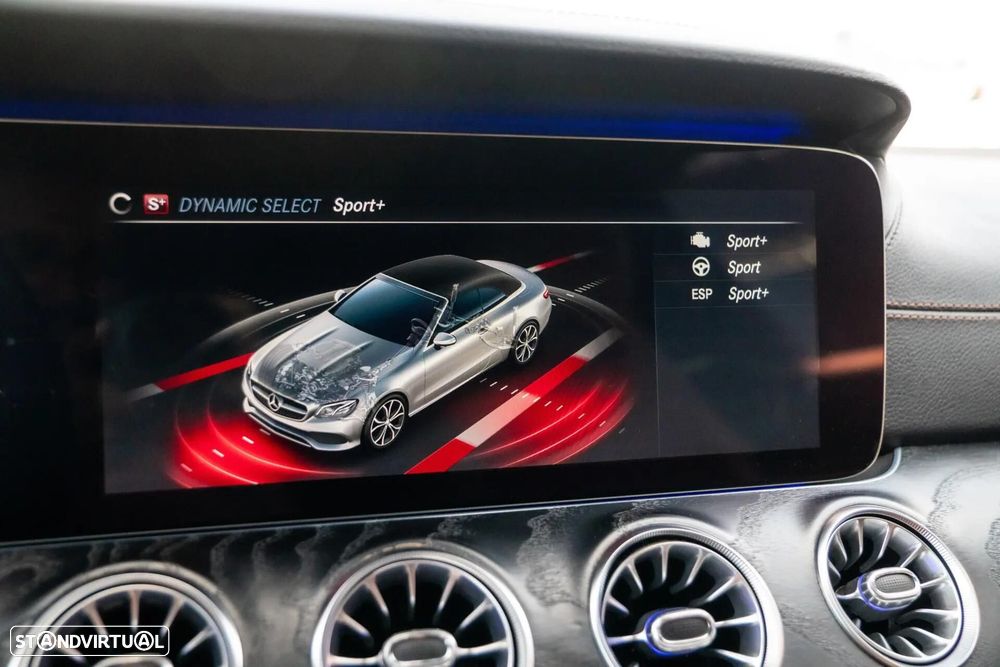 Mercedes-Benz E 220 d 4Matic 9G-TRONIC AMG Line - 33