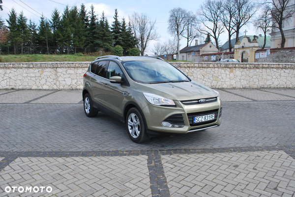 Ford Kuga 2.0 TDCi 2x4 Titanium
