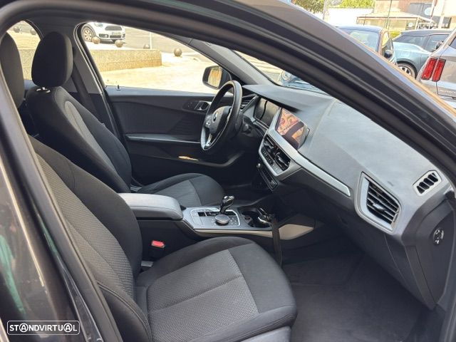 BMW 116 d Advantage Auto - 30