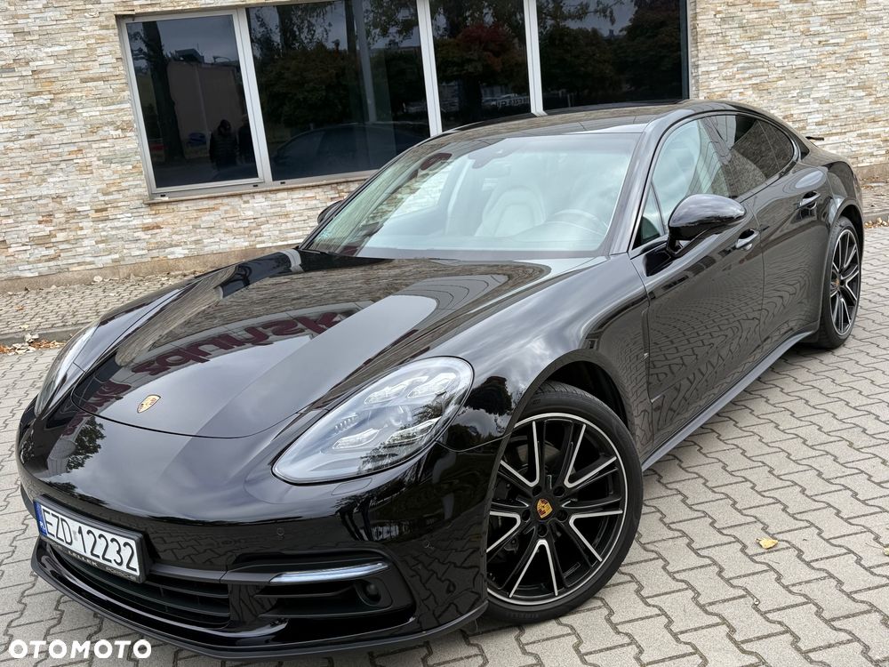Porsche Panamera 4 GPF Executive - 18