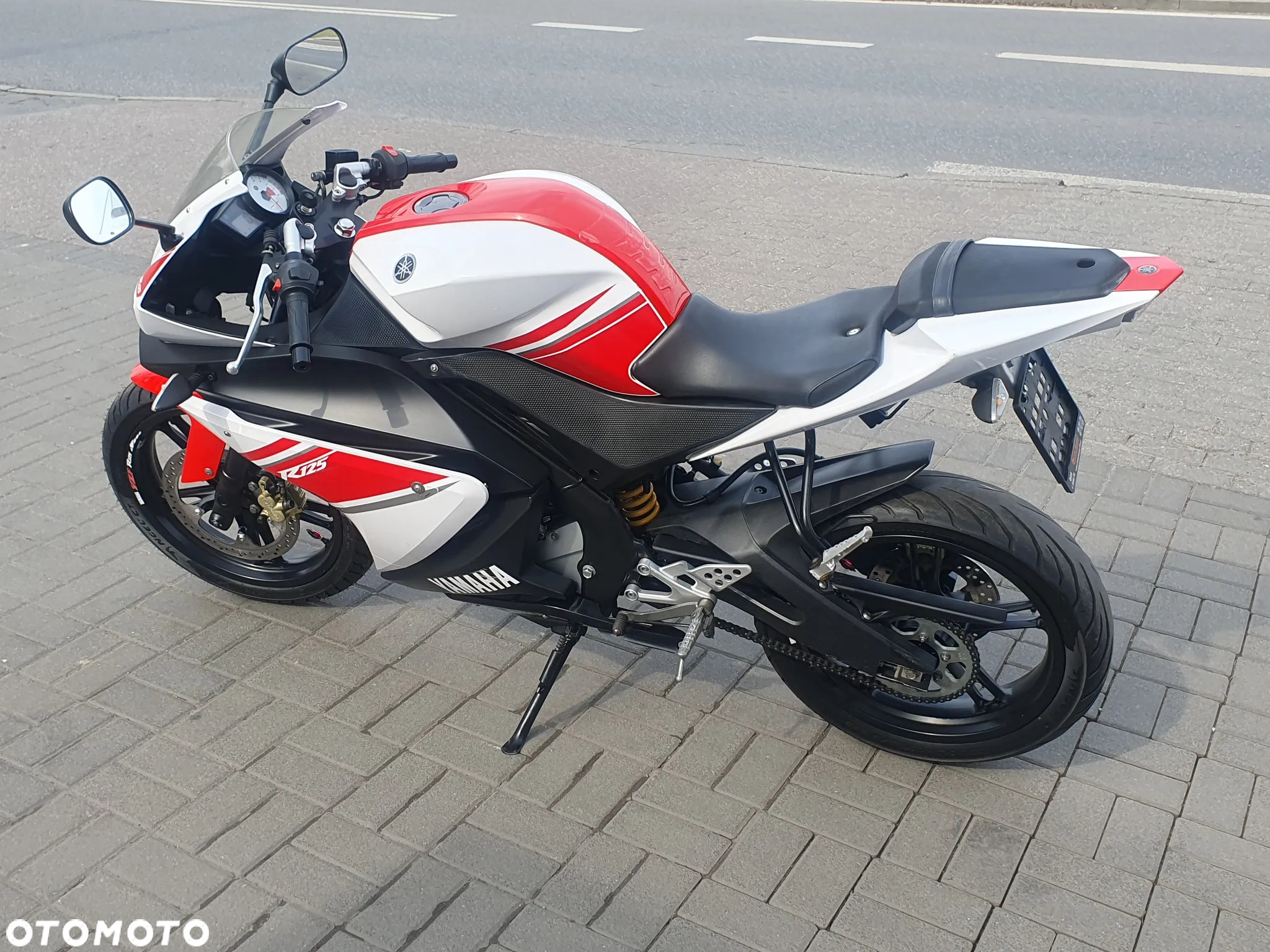 Yamaha YZF - 29