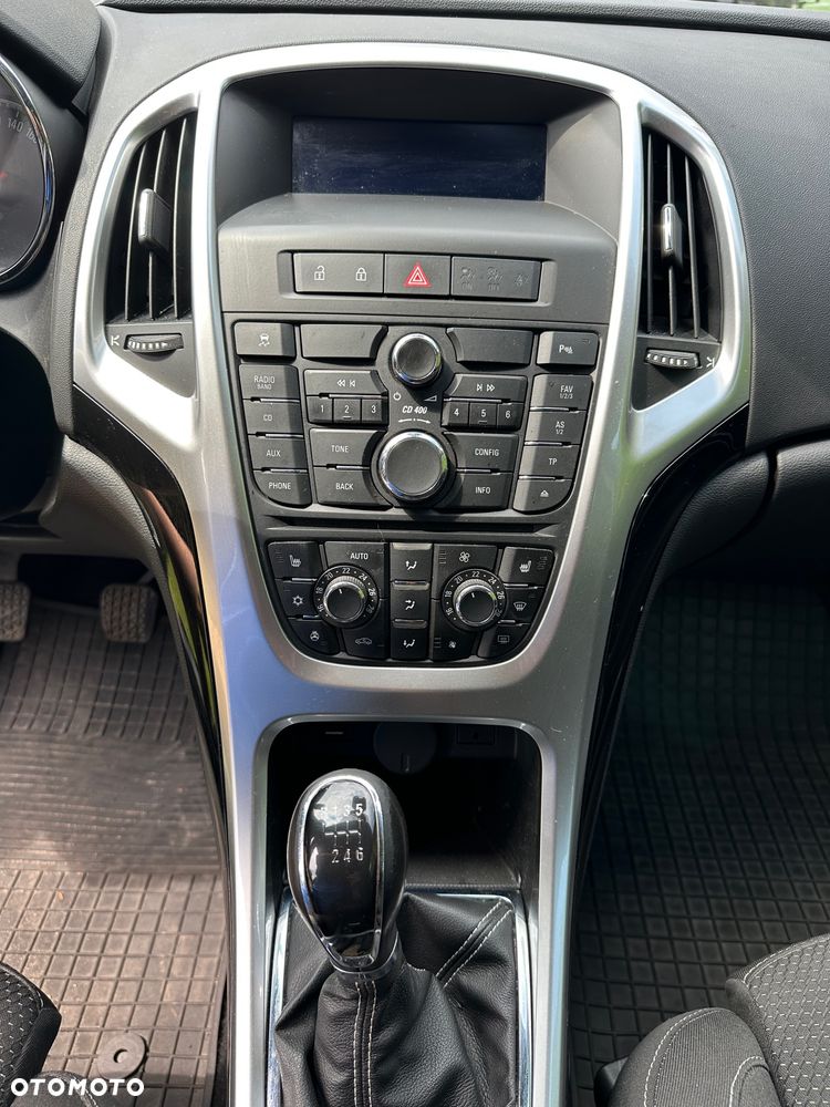 Opel Astra - 11