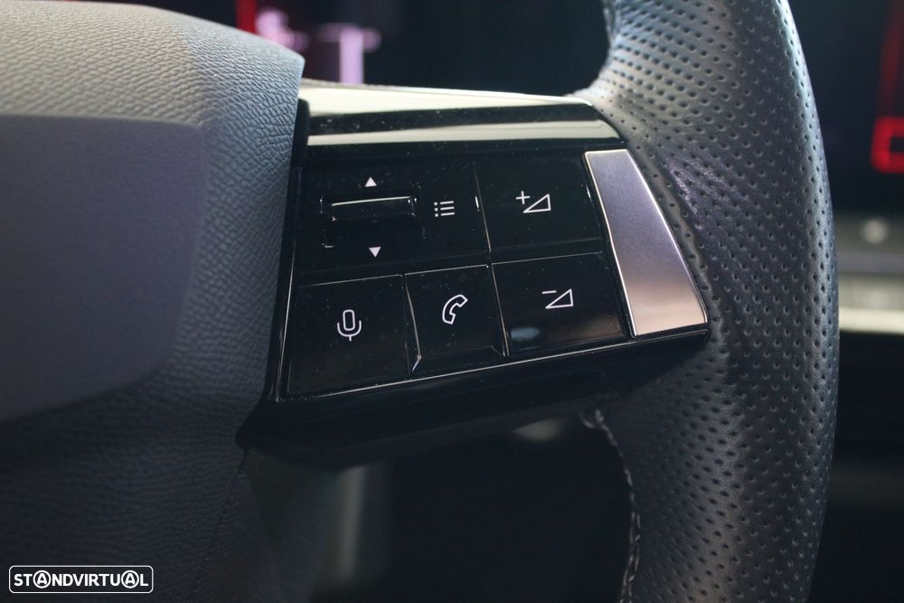 Opel Astra 1.2 T GS Line S/S - 21