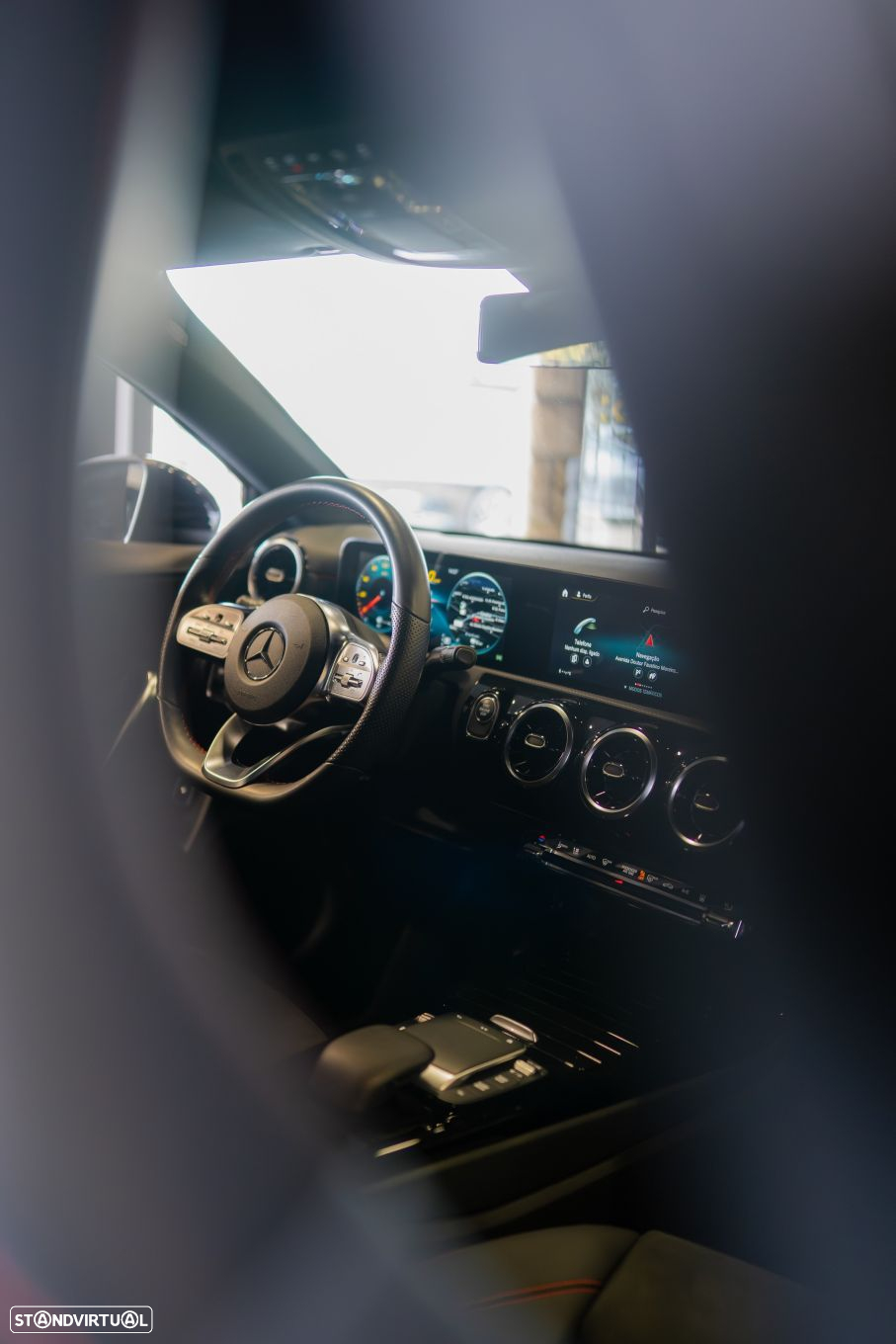Mercedes-Benz A 250 e AMG Line - 35