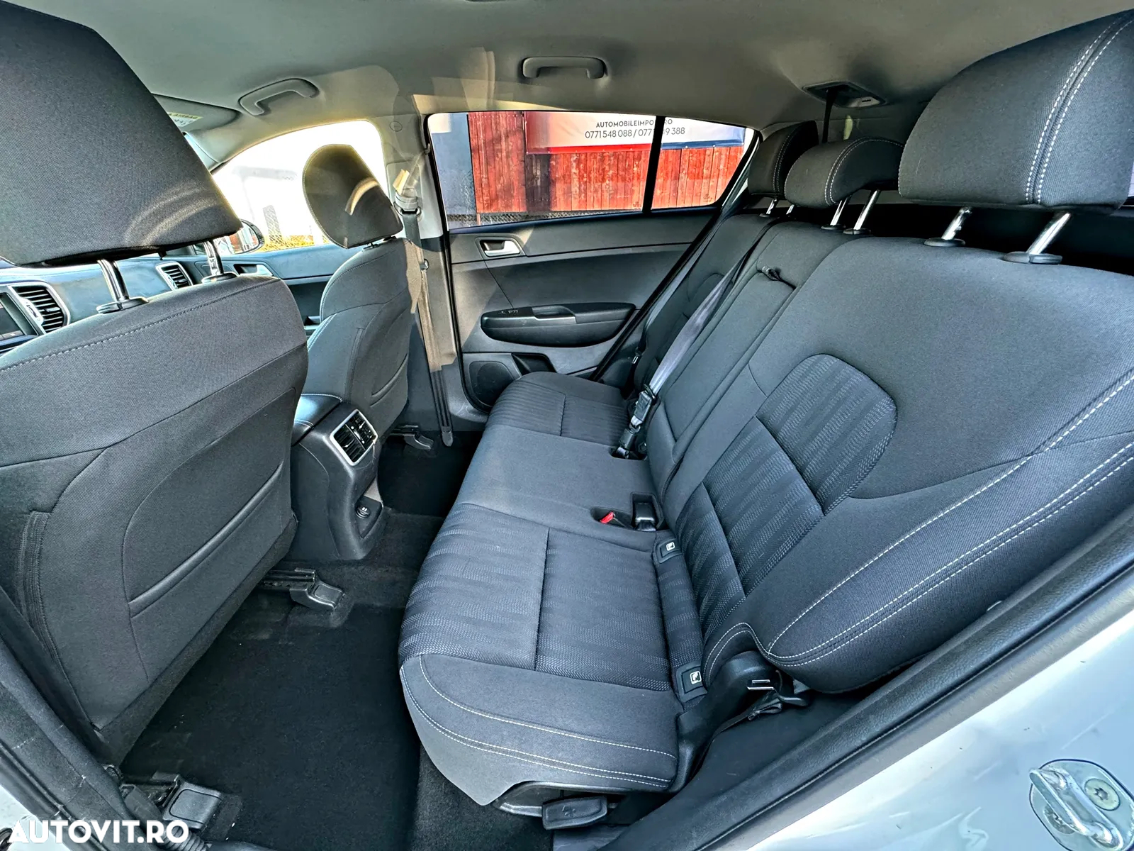 Kia Sportage 1.7 CRDI 2WD ISG Aut. Spirit - 7