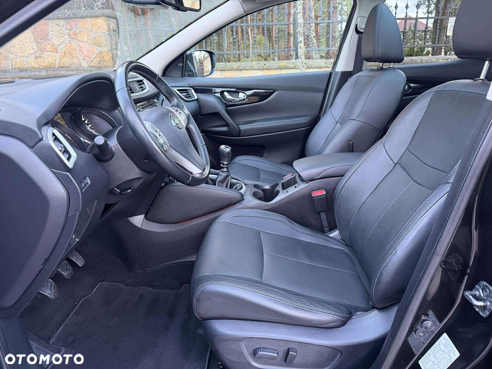 Nissan Qashqai 1.2 DIG-T Tekna - 23