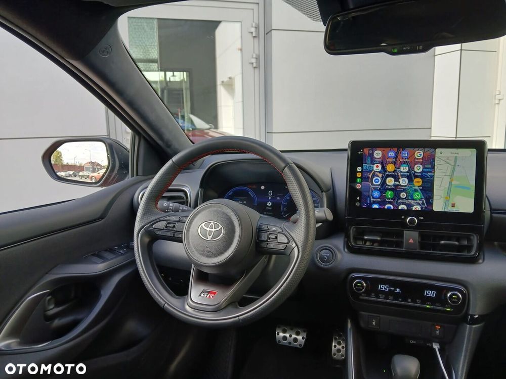 Toyota Yaris Hybrid 1.5 GR Sport - 5