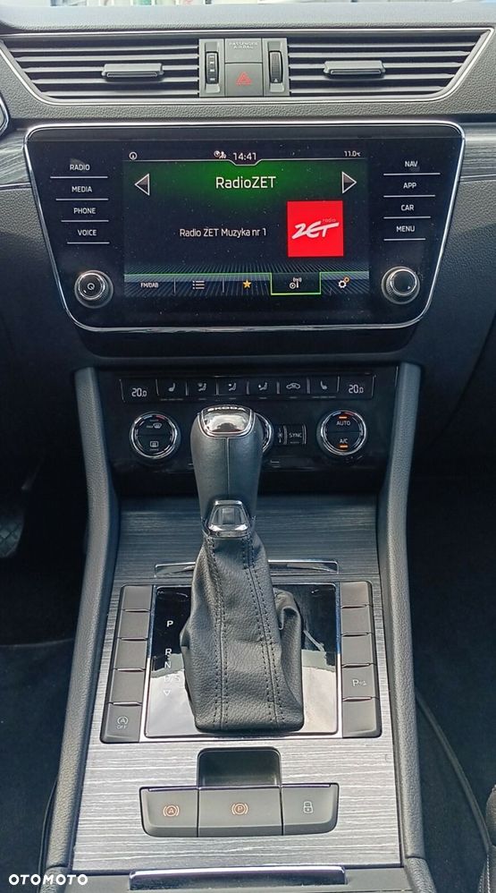 Skoda Superb 1.5 TSI Style DSG - 24