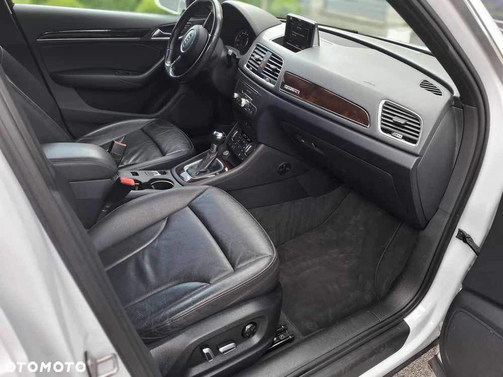 Audi Q3 2.0 TFSI Quattro S tronic sport - 12