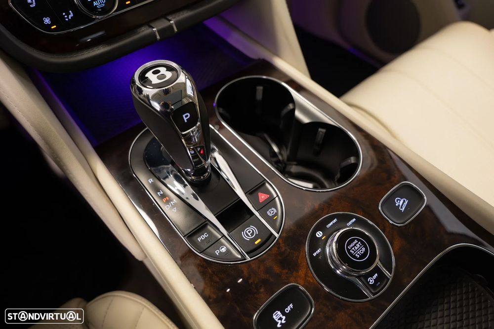 Bentley Bentayga W12 Mulliner - 21