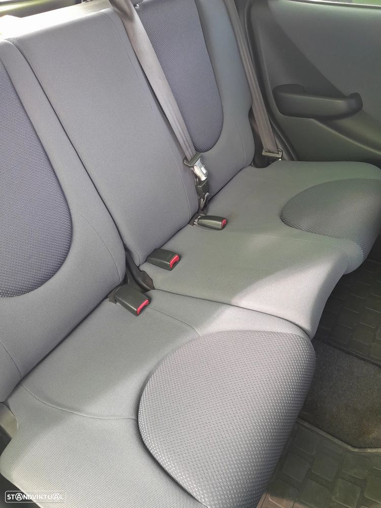 Honda Jazz 1.2 Live - 9