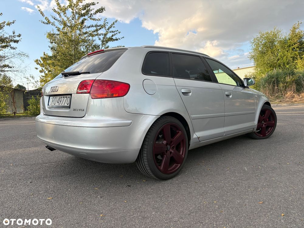 Audi A3 Sportback - 8