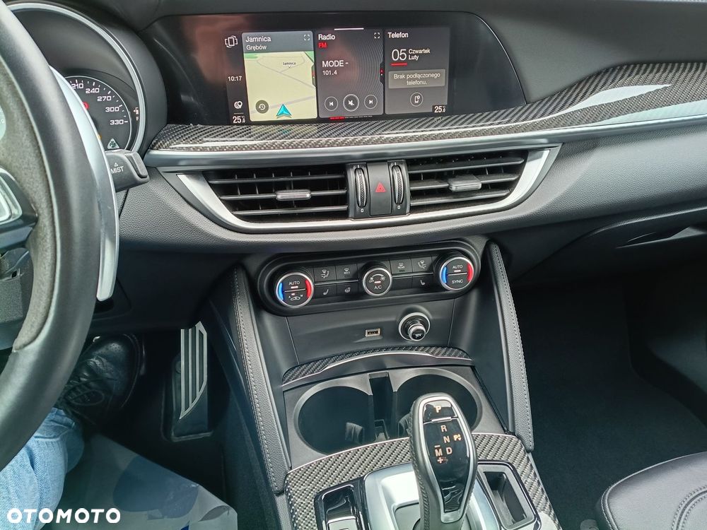 Alfa Romeo Stelvio 2.9 V6 Bi-Turbo Quadrifoglio Q4 - 15