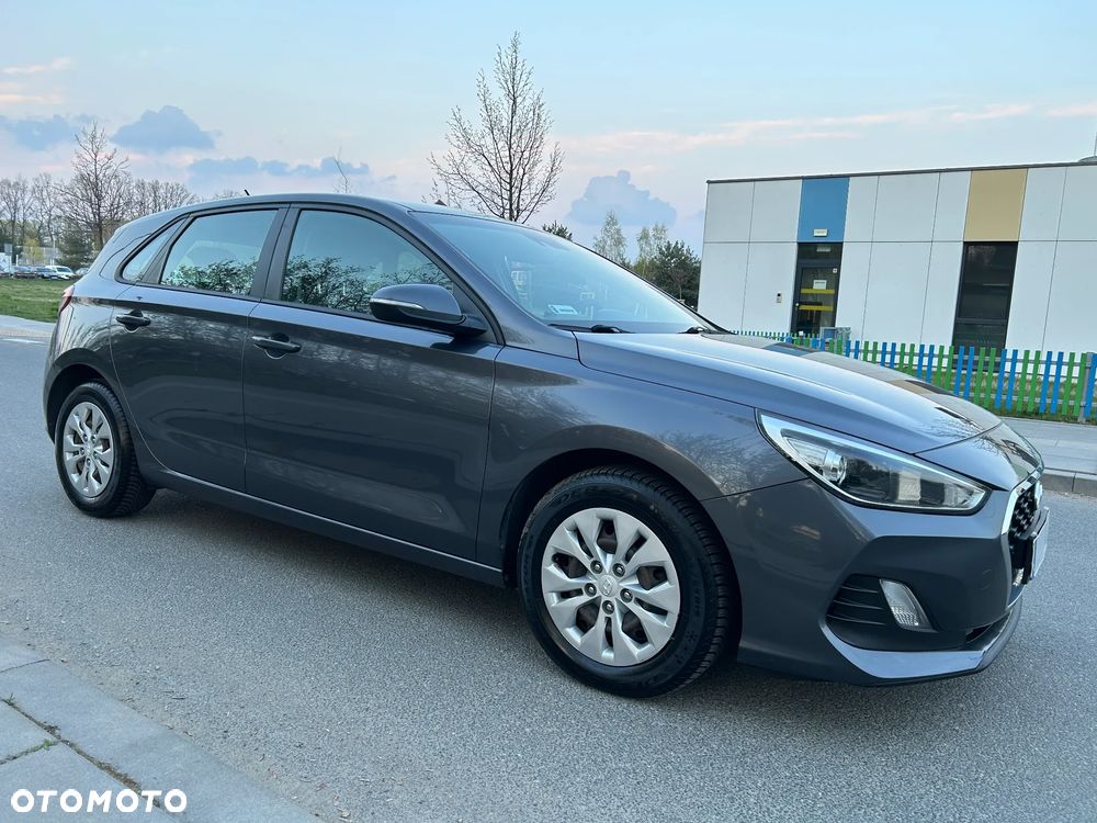 Hyundai i30 1.4 Classic + - 31