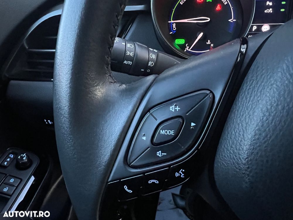 Toyota C-HR Hybrid Business-Edition - 12