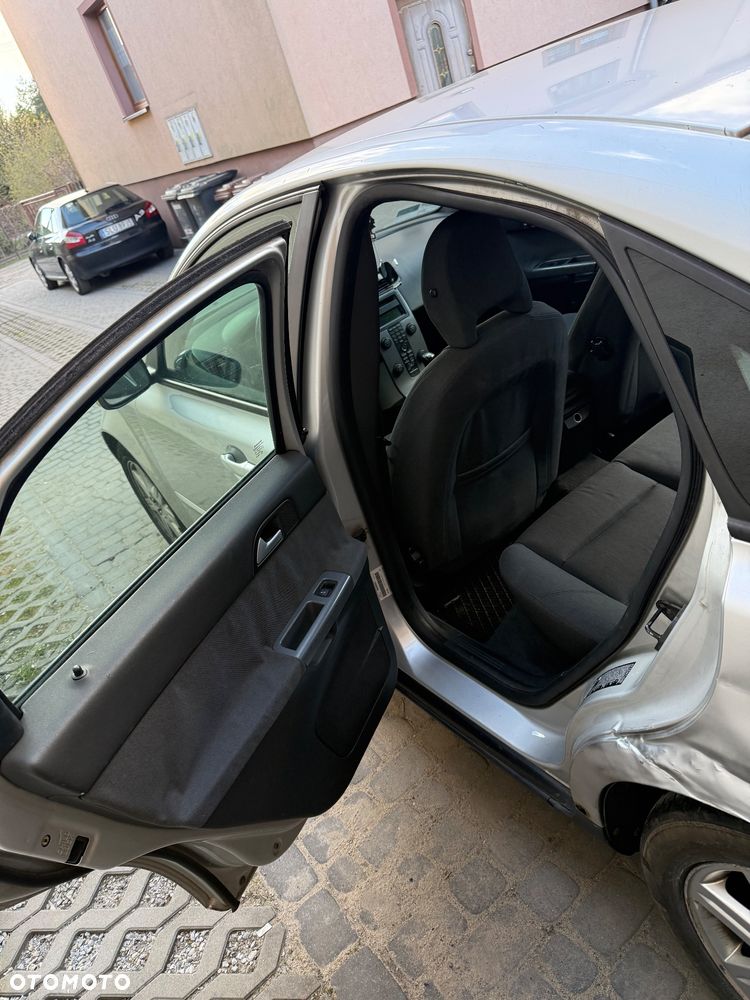 Volvo S40 1.6D Momentum - 7