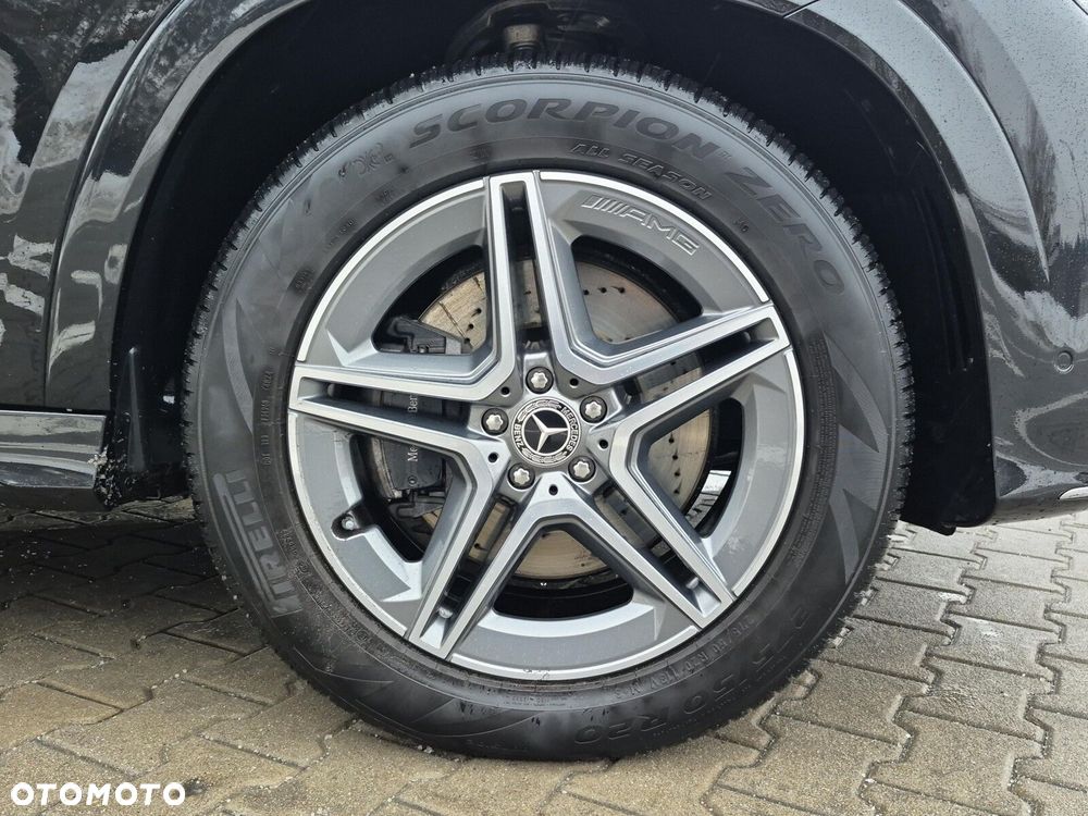 Mercedes-Benz GLE - 10