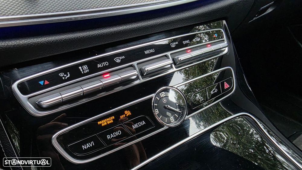 Mercedes-Benz E 220 d AMG Line - 43