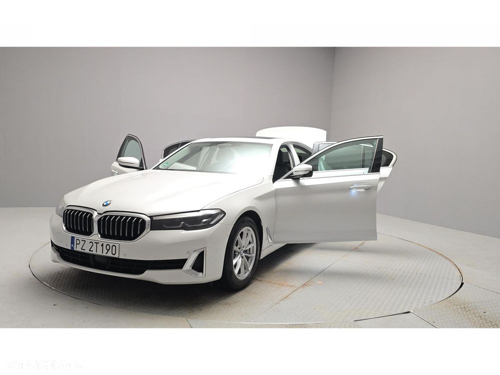 BMW Seria 5 - 15