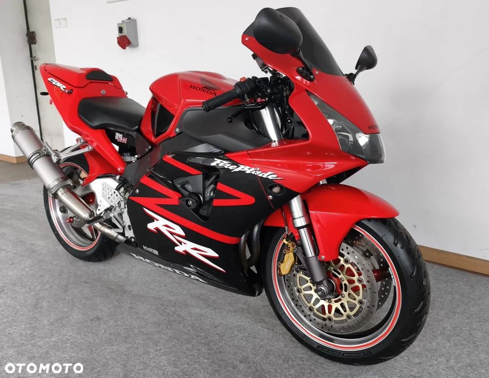 Honda CBR - 3