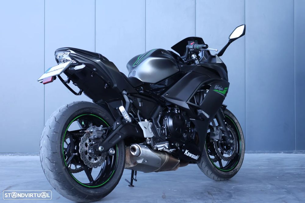 Kawasaki Ninja - 7