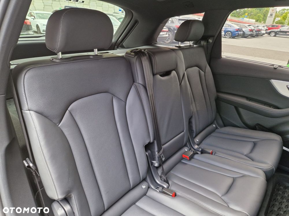 Audi Q7 - 13