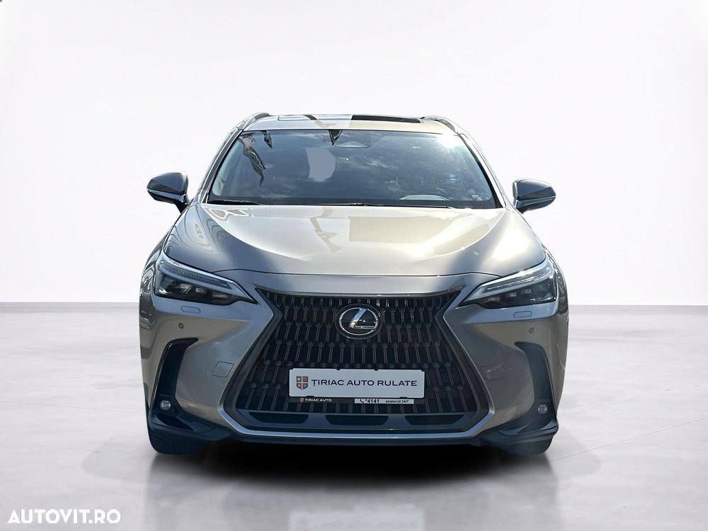Lexus Seria NX 450h+ E-FOUR - 9