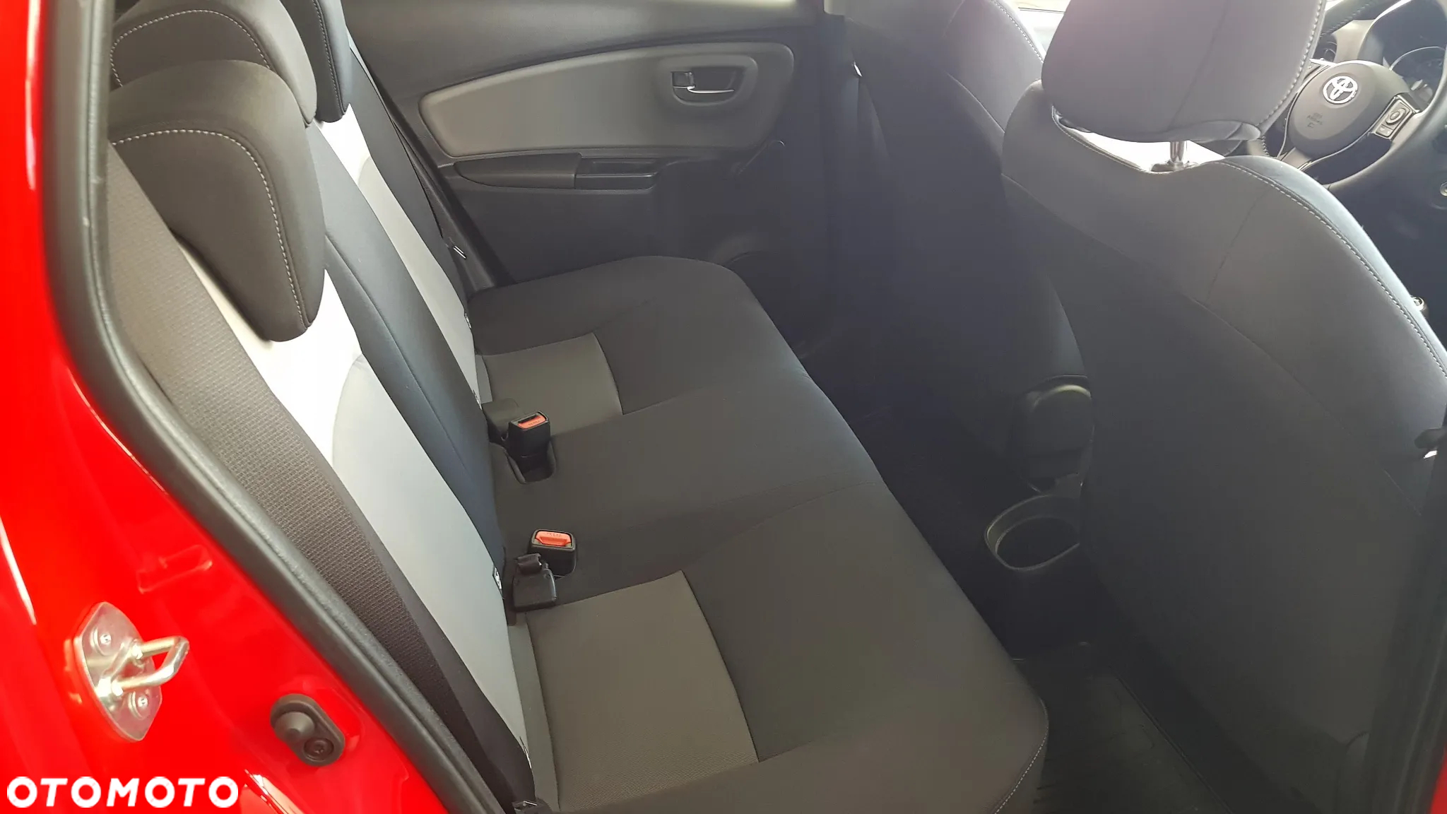 Toyota Yaris - 14
