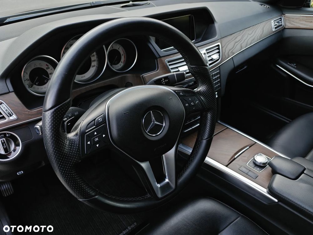 Mercedes-Benz Klasa E 350 BlueTEC 7G-TRONIC - 26