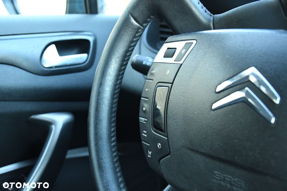 Citroën C5 1.6 HDi Attraction - 16