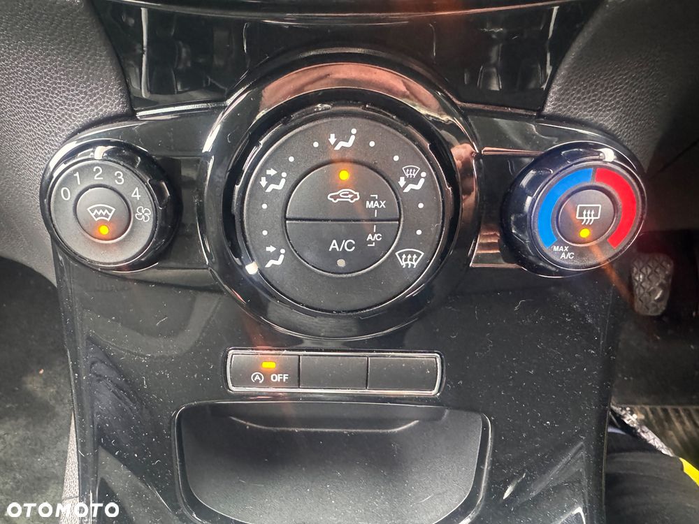 Ford Fiesta 1.0 EcoBoost Start-Stop Individual - 19