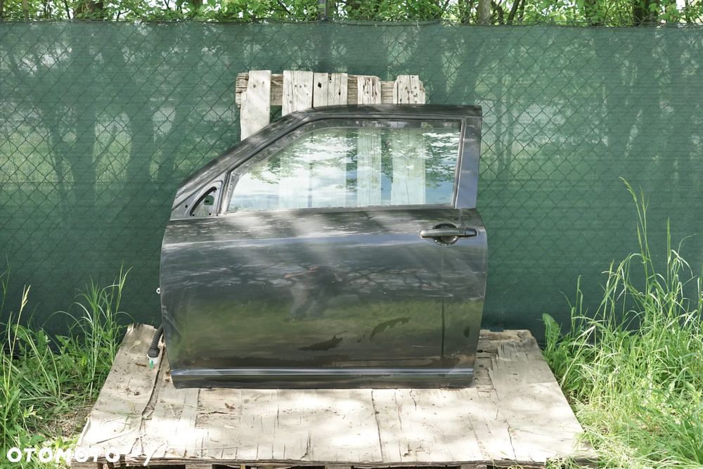 Drzwi przód przednie lewe Suzuki Swift IV Mk.6 3d ZCE - 1