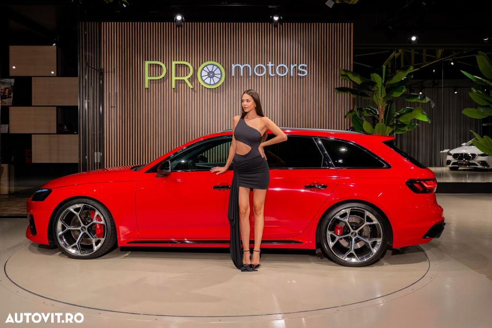 Audi RS4 Avant quattro Tiptronic - 8